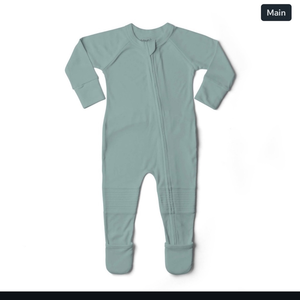 Seafoam Goumi Sleeper
